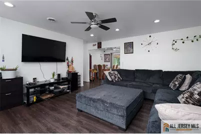 984 New Dover Road, Edison, NJ 08820 - Photo 4