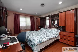 984 New Dover Rd, Edison, NJ 08820 - Photo 12