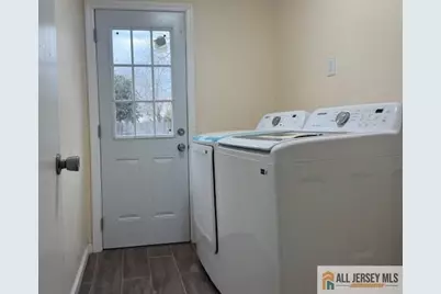1868 Oak Tree Road, Edison, NJ 08820 - Photo 6