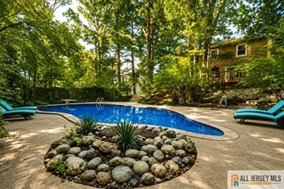 11 Buffalo Run, East Brunswick Township, NJ 08816 - Photo 2