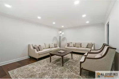 16 Phyllis Place, Milltown, NJ 08850 - Photo 6