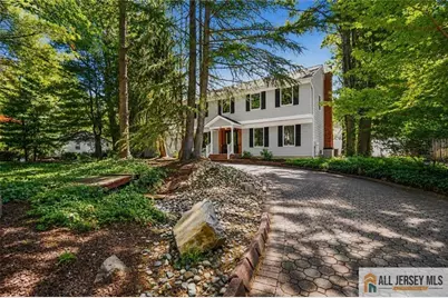 16 Phyllis Place, Milltown, NJ 08850 - Photo 2