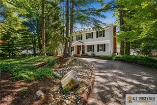 16 Phyllis Pl, Milltown, NJ 08850 - Photo 2