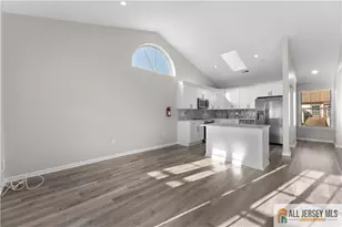 13 Canterbury Dr, Monroe Township, NJ 08831 - Photo 12