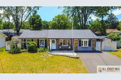10 Norwood Avenue, Monroe Township, NJ 08831 - Photo 2