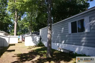 30 Dickens Rd, North Brunswick Township, NJ 08902 - Photo 12