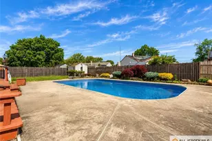 16 W Susan St, Hazlet Township, NJ 07730 - Photo 32