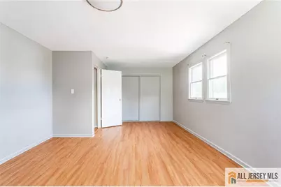 16 W Susan Street, Hazlet Township, NJ 07730 - Photo 24