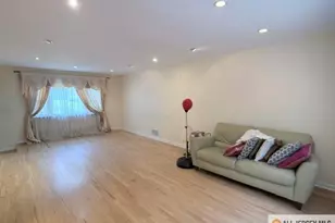13 Greenwich Rd, Edison, NJ 08820 - Photo 2