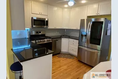 126 Mary Alice Court, Union Township, NJ 07083 - Photo 6