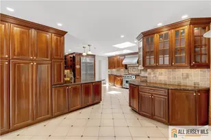 199 Old Forge Rd, Monroe Township, NJ 08831 - Photo 10