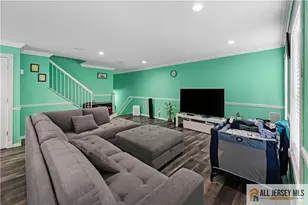 2006 Ridgeview Ct, Sayreville, NJ 08859 - Photo 6