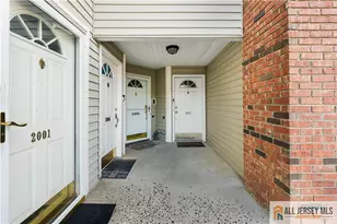 2006 Ridgeview Ct, Sayreville, NJ 08859 - Photo 2