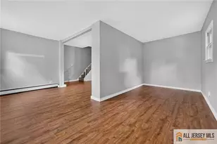 62 Washburn Ave, Washington Township, NJ 07882 - Photo 4