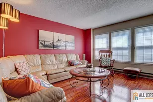 631 Madison Dr, Monroe Township, NJ 08831 - Photo 4