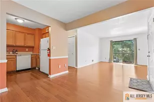 138 Orlando St, Edison, NJ 08817 - Photo 2