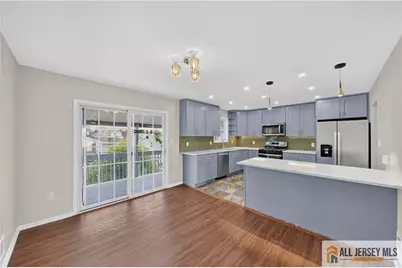 19 Harris Street, Carteret, NJ 07008 - Photo 4