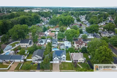310 Campbell Street, Woodbridge Township, NJ 07095 - Photo 38