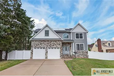 310 Campbell Street, Woodbridge Township, NJ 07095 - Photo 2