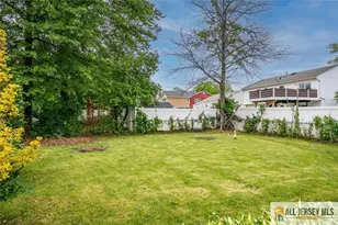 42 Hyde Ave, Iselin, NJ 08830 - Photo 10