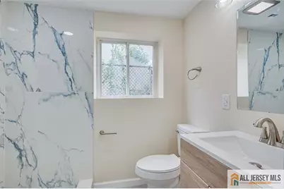 42 Hyde Avenue, Iselin, NJ 08830 - Photo 4