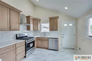 42 Hyde Ave, Iselin, NJ 08830 - Photo 16