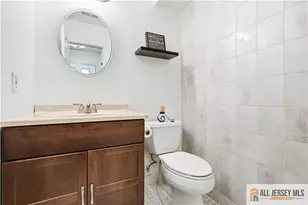18 Colleen Ct, South Brunswick Township, NJ 08824 - Photo 16