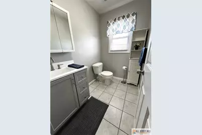 586 Jacques Street, Perth Amboy, NJ 08861 - Photo 6