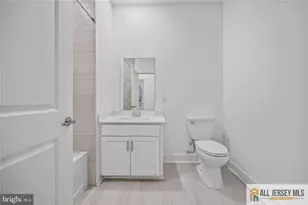 29305 Radford Ct, Monroe Township, NJ 08831 - Photo 16