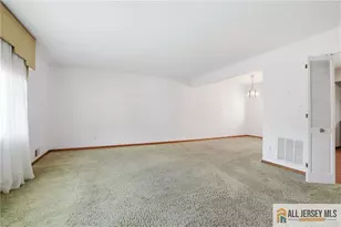 11 Reo Ct, Colonia, NJ 07067 - Photo 8