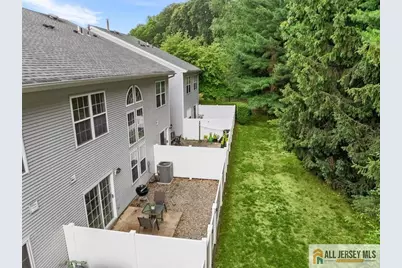 10 Pennsbury Way, East Brunswick Township, NJ 08816 - Photo 38