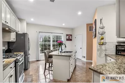 32 E Summit Avenue, Sewaren, NJ 07077 - Photo 8