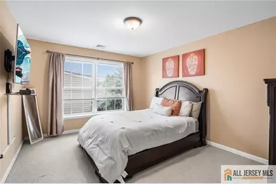 32 E Summit Avenue, Sewaren, NJ 07077 - Photo 16