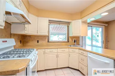 3308 Evergreen Lane, South Plainfield, NJ 07080 - Photo 26