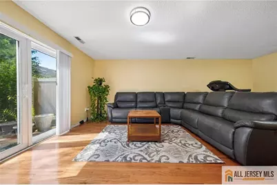 90 Tennyson Drive, Plainsboro Township, NJ 08536 - Photo 6