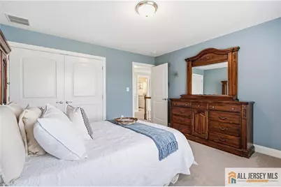 284 Shelburne Place, Hillsborough Township, NJ 08844 - Photo 34