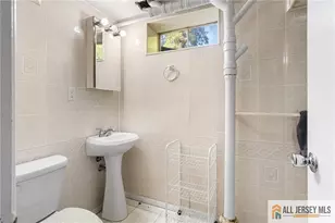 88 Tall Oaks Dr, East Brunswick Township, NJ 08816 - Photo 30