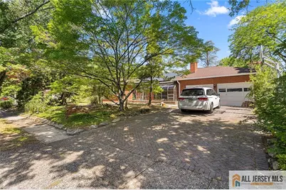 88 Tall Oaks Drive, East Brunswick Township, NJ 08816 - Photo 2