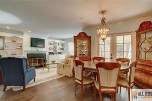 23 Bedfordshire Dr, Monroe Township, NJ 08831 - Photo 16