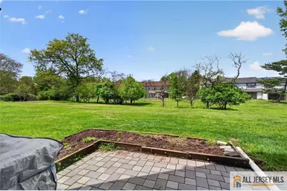 343 Lancaster Court #2343, Piscataway Township, NJ 08854 - Photo 18