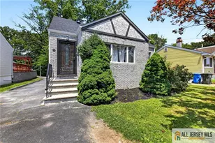 93 Gaywood Ave, Colonia, NJ 07067 - Photo 4