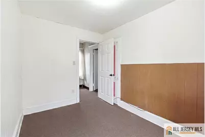 131 Jones Avenue, New Brunswick, NJ 08901 - Photo 14