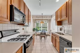 3 Silcox Pl, , NJ 08873 - Photo 6
