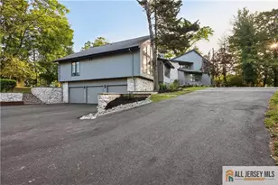 46 Calvert Ave, Edison, NJ 08820 - Photo 2