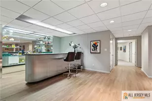 46 Calvert Ave, Edison, NJ 08820 - Photo 24
