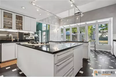 46 Calvert Avenue, Edison, NJ 08820 - Photo 8