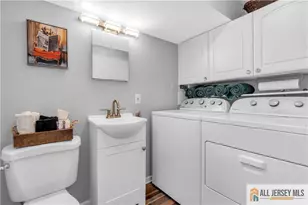 8 Smalley Rd, Edison, NJ 08817 - Photo 8
