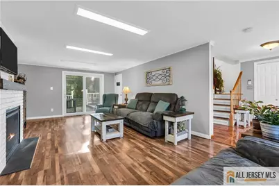 8 Smalley Road, Edison, NJ 08817 - Photo 6