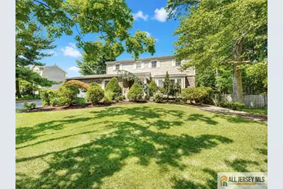 8 Willis Court, East Brunswick Township, NJ 08816 - Photo 2
