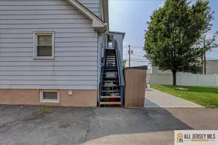 52 St Ann St, Carteret, NJ 07008 - Photo 26